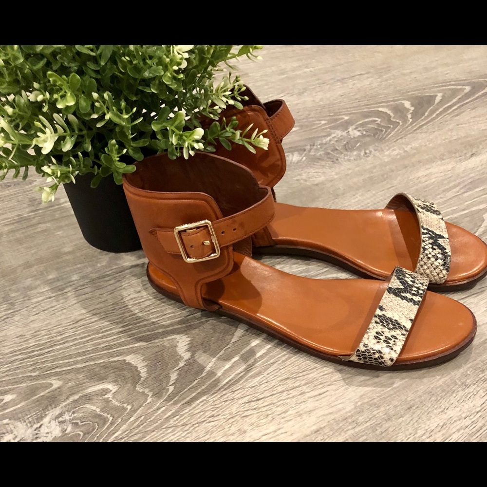 COLE HAAN Signature Leather Sandals